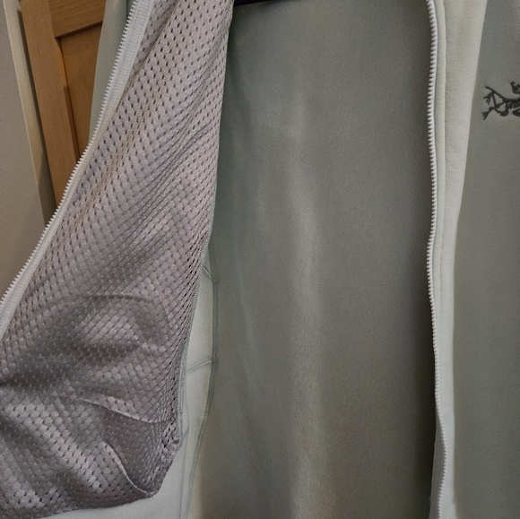 Women's Arc'teryx Softshell Jacket - Picture 3 of 3